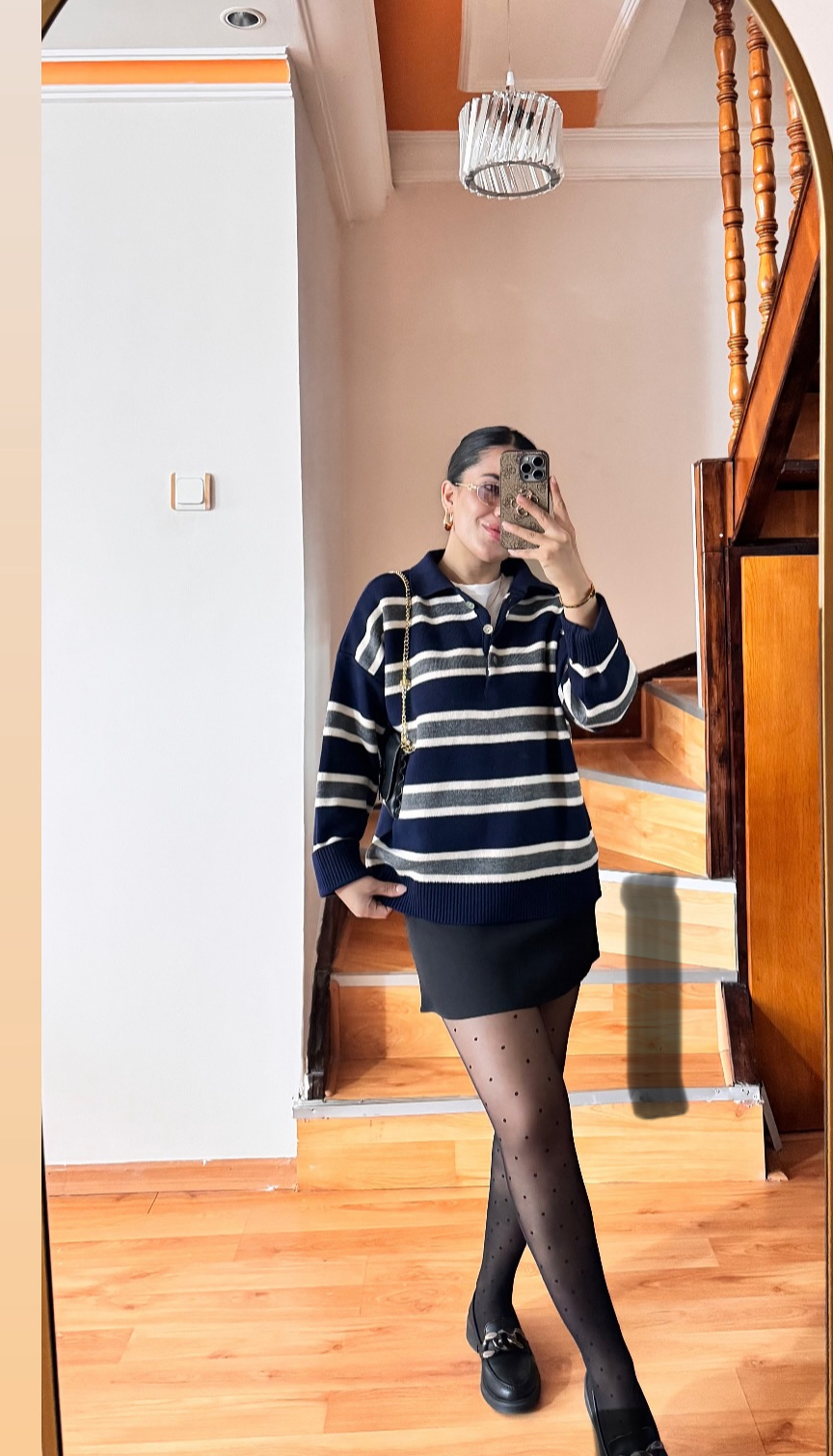 Lacivert Çizgi Geçişli Polo Kazak 