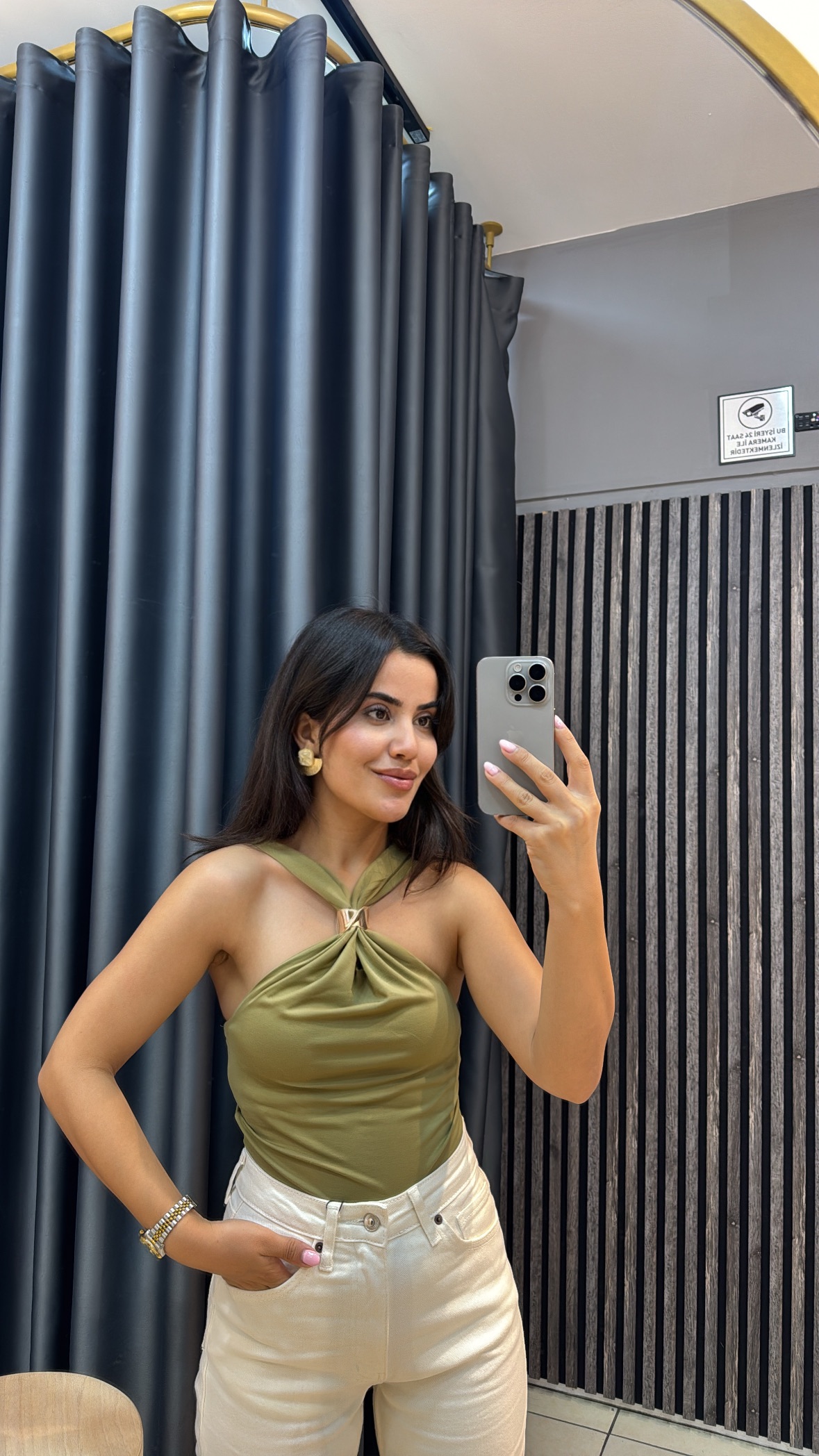 Çağla Bluz Kendiliğinden Tokalı 