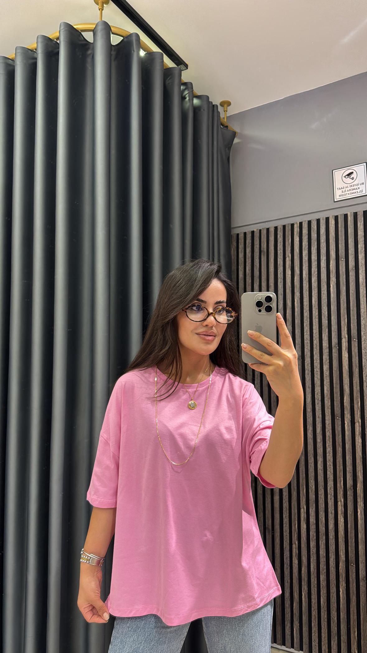 Pembe Tişört
